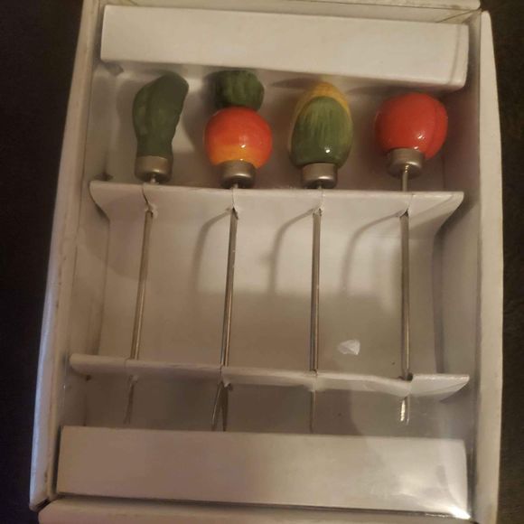 Vintage 2003 Target Vegetable Hordeurves Picks Appetizer picks - Picture 1 of 2